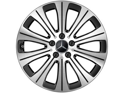 18" Vinterhjul sort/poleret med 215/60R18 punkterfri Pirelli vinterdæk
