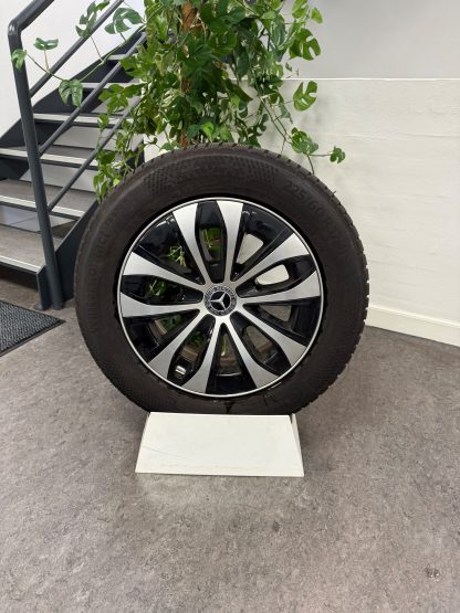 Brugte 17" Vinterhjul til E-Klasse 214 (KUN AFHENTNING) - Billede 2