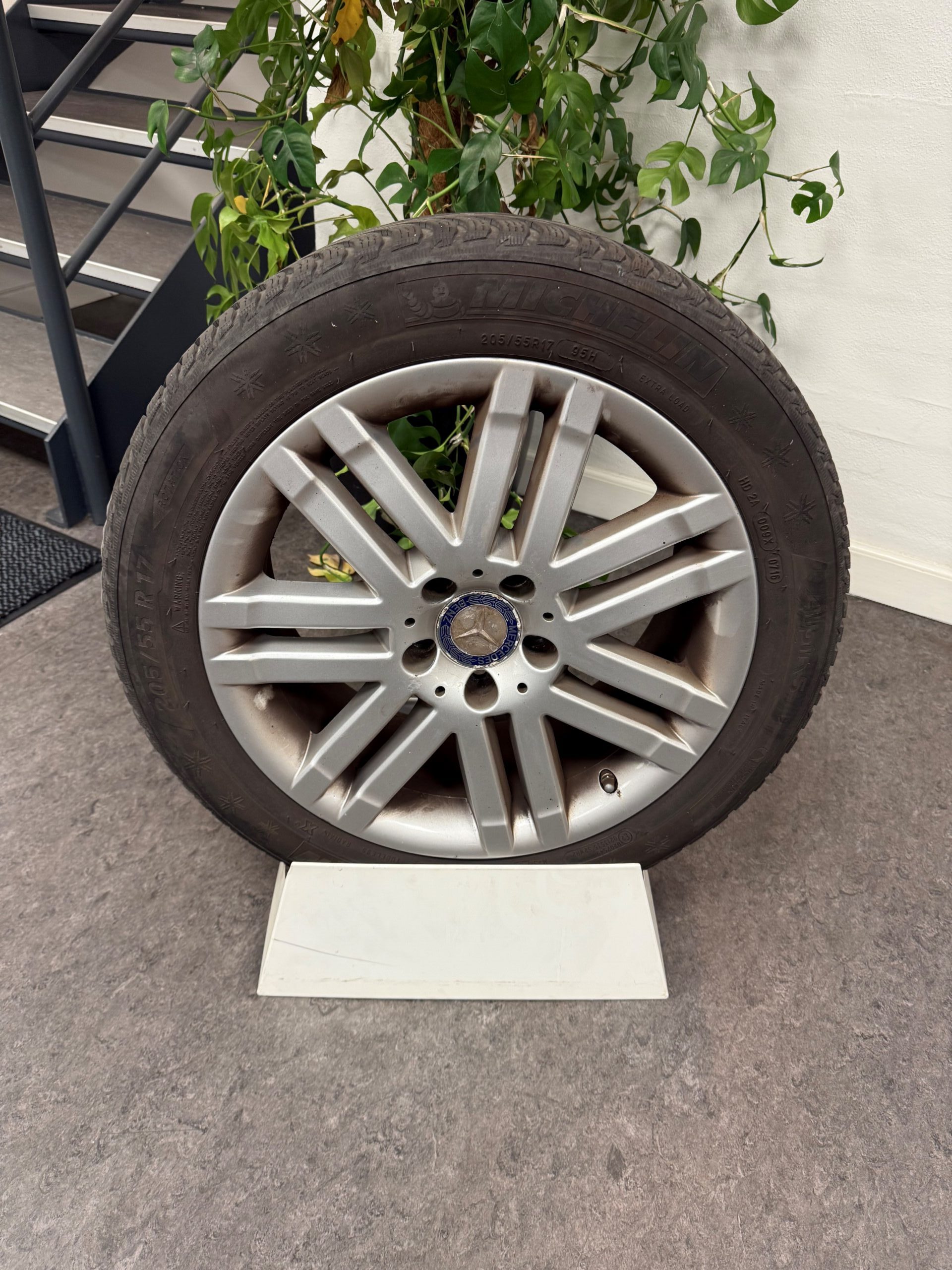 Brugte 17" Vinterhjul til C-Klasse 204 (KUN AFHENTNING) - Billede 4