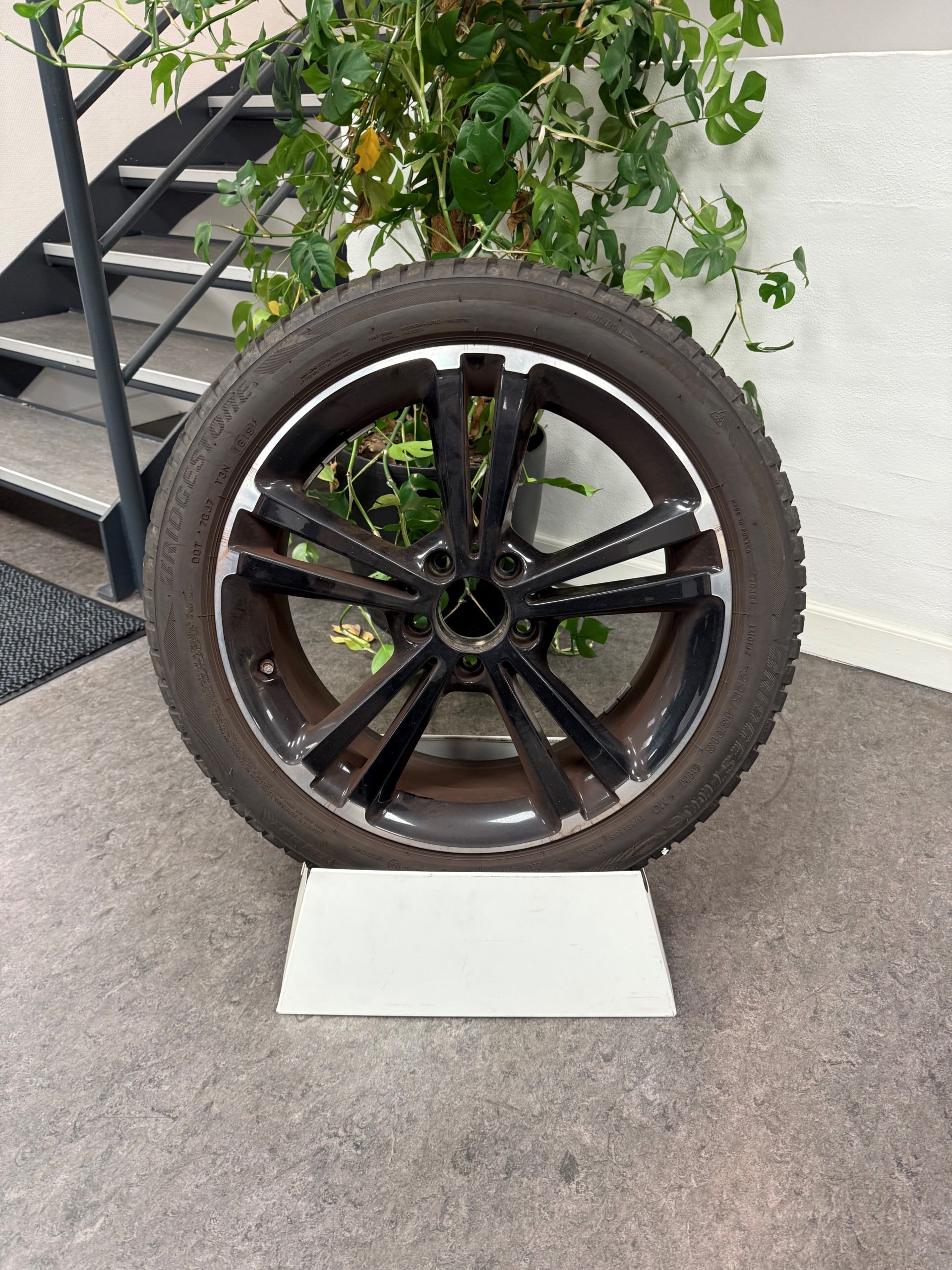 Brugte 18" Vinterhjul til A,B-Klasse og CLA 177,118,247 (KUN AFHENTNING) - Billede 2