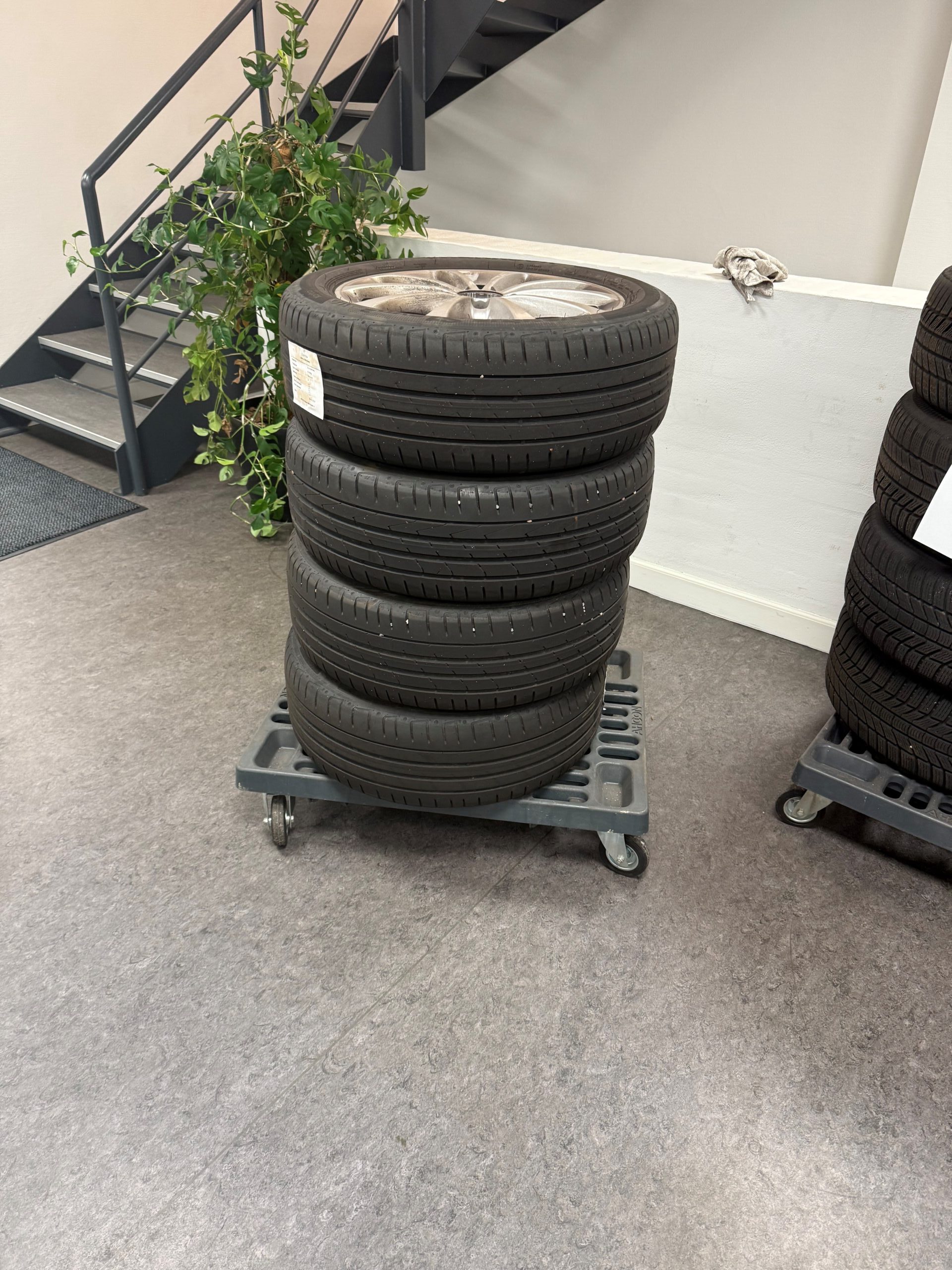 Brugte 17" Sommerhjul til A+B-Klasse og CLA 118+177+247 (KUN AFHENTNING) - Billede 5