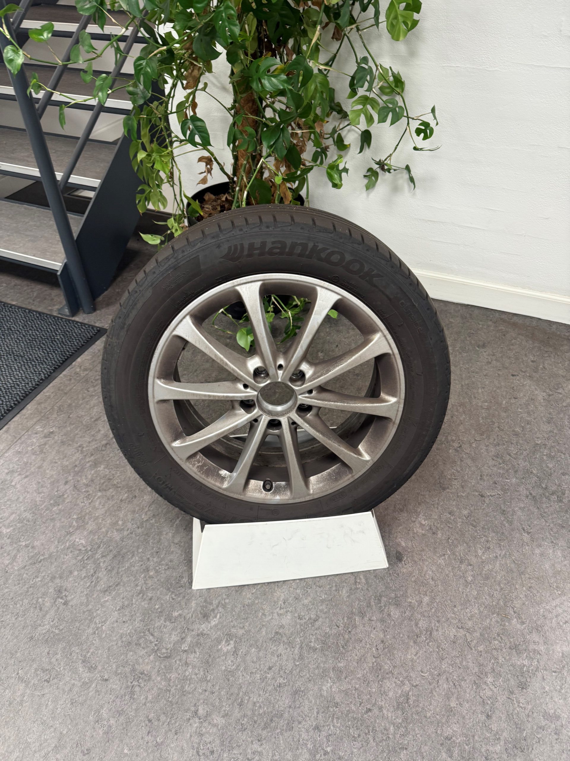 Brugte 17" Sommerhjul til A+B-Klasse og CLA 118+177+247 (KUN AFHENTNING) - Billede 4